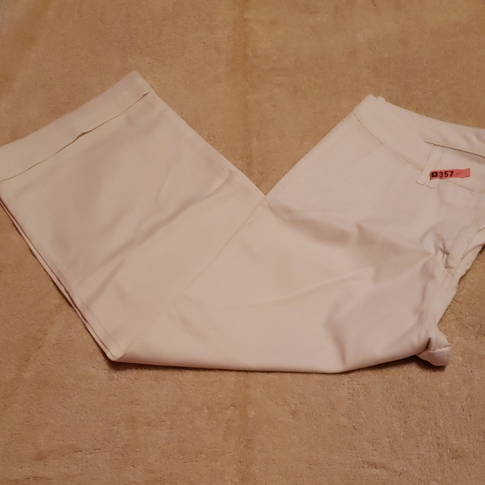 Coldwater Creek wide leg crops